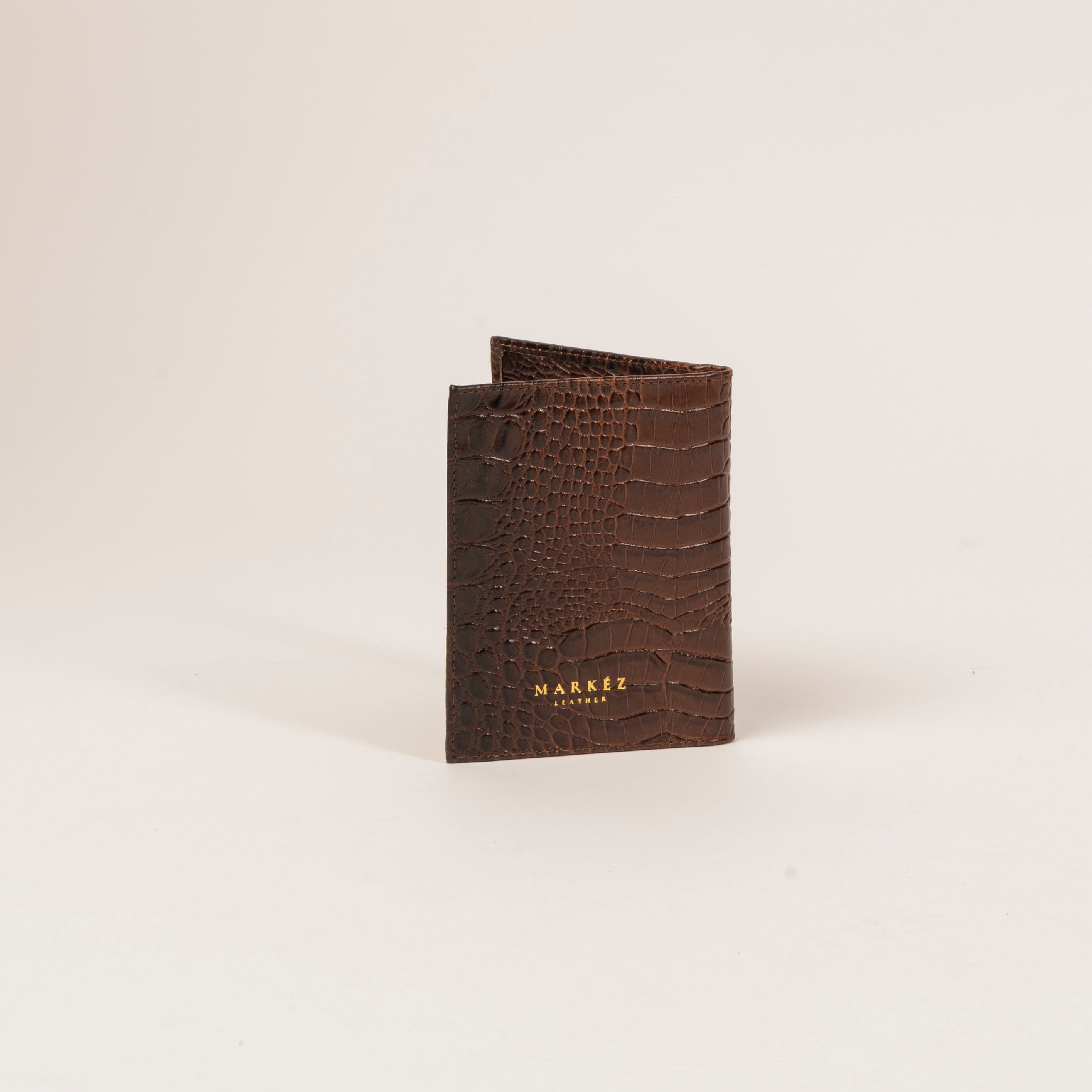 PASSPORT HOLDER – BROWN
