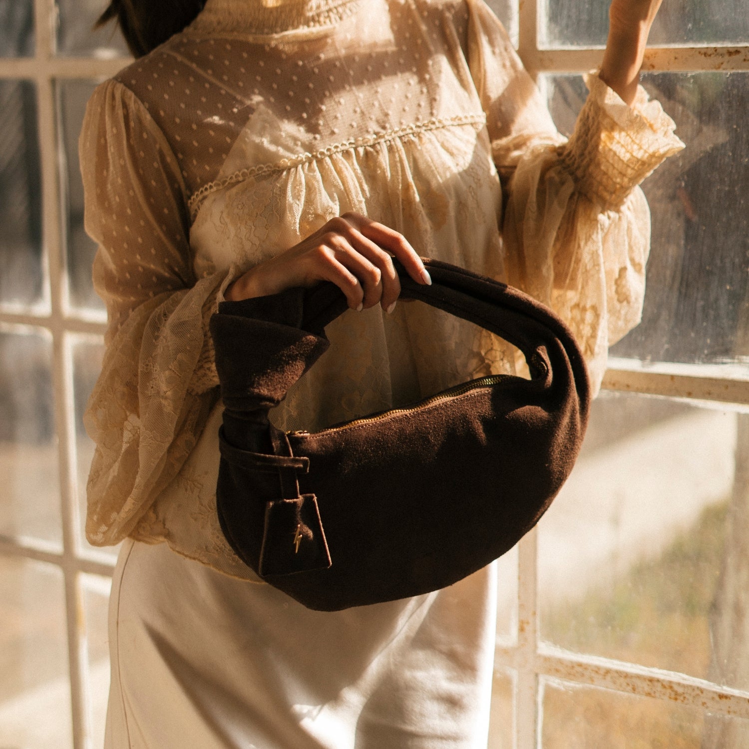 KNOT BAG - BROWN CHOCOLATE